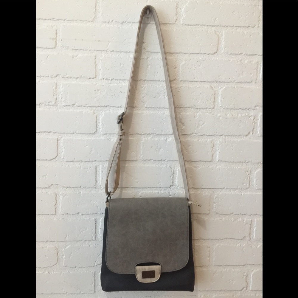 🚦liz soto Crossbody Bag🚦